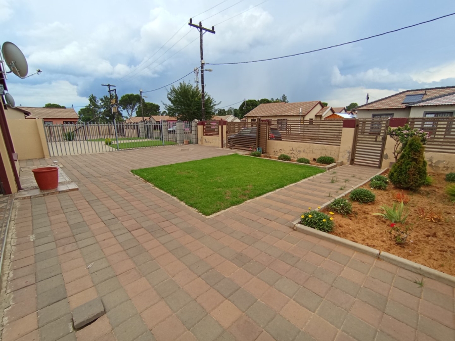 3 Bedroom Property for Sale in Pinehaven Free State